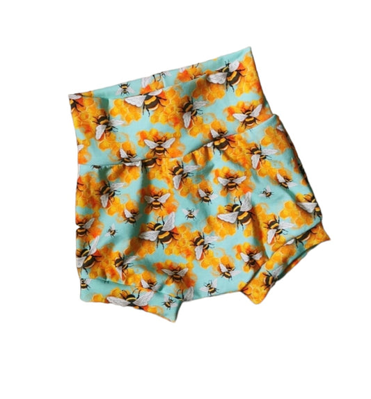 Bees cuffed shorts